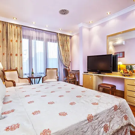 Szálloda Minerva Premier 4*