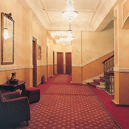 Minerva Premier Szálloda Szaloniki