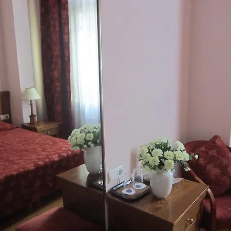 Minerva Premier Szálloda 4*