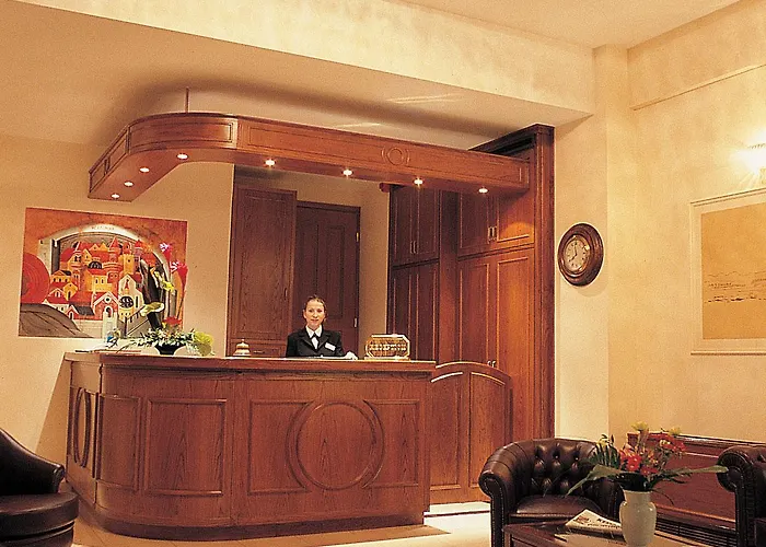 Minerva Premier Otel 4*