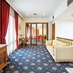 ホテル Minerva Premier 4*