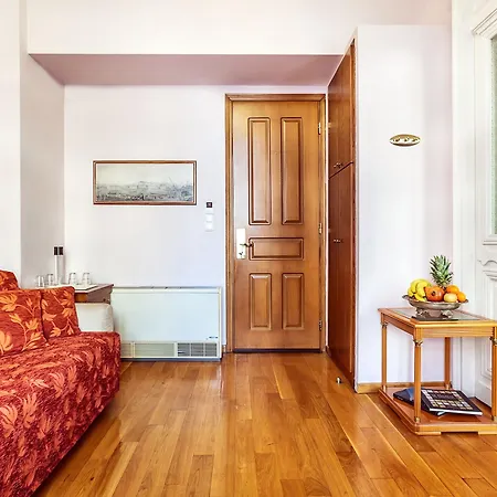 Minerva Premier 4* Salonic