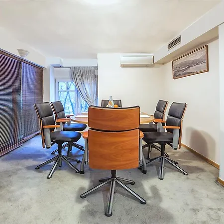 Minerva Premier Hotel