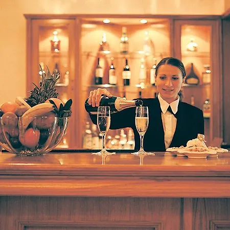 Minerva Premier Salonicco