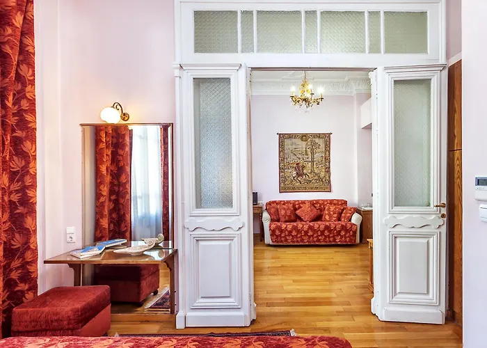 Minerva Premier Tessalónica