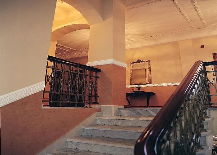 Minerva Premier Hotel