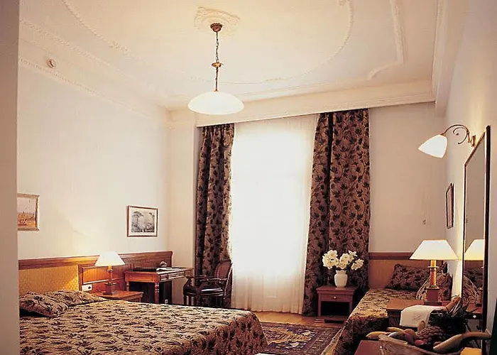 Minerva Premier Hotel Tessalónica